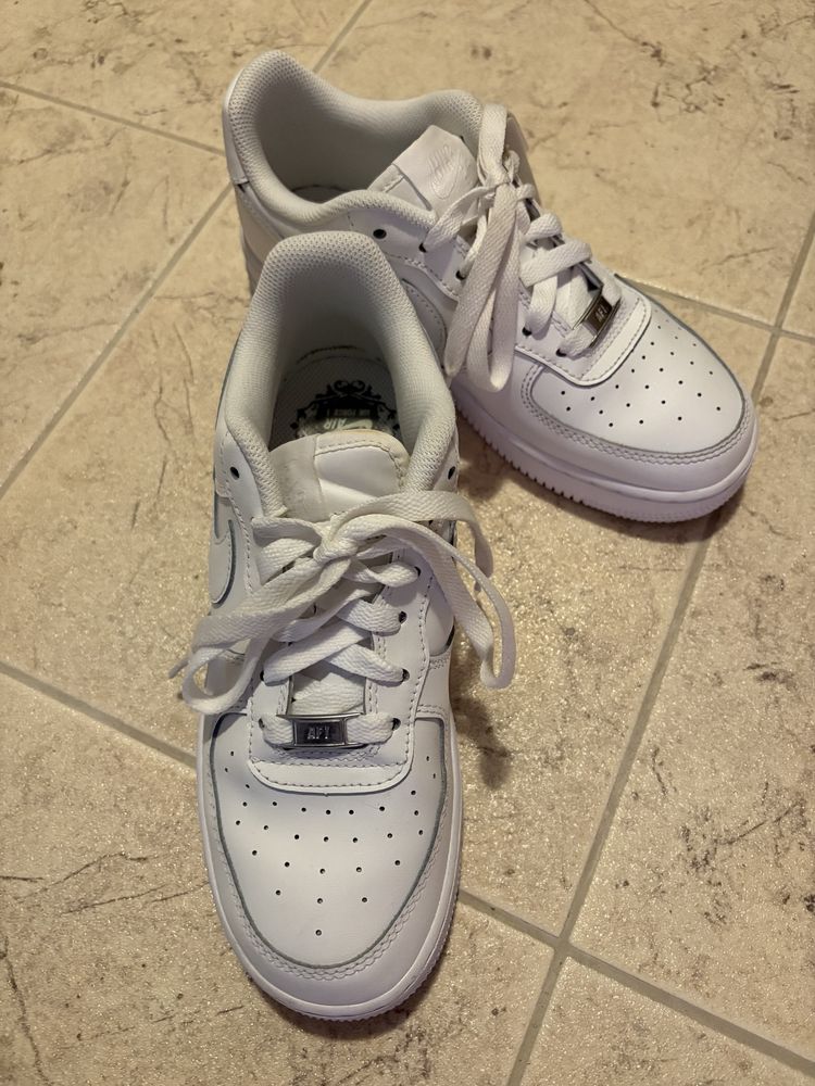Кецове Nike Air Force 1 - 39 номер