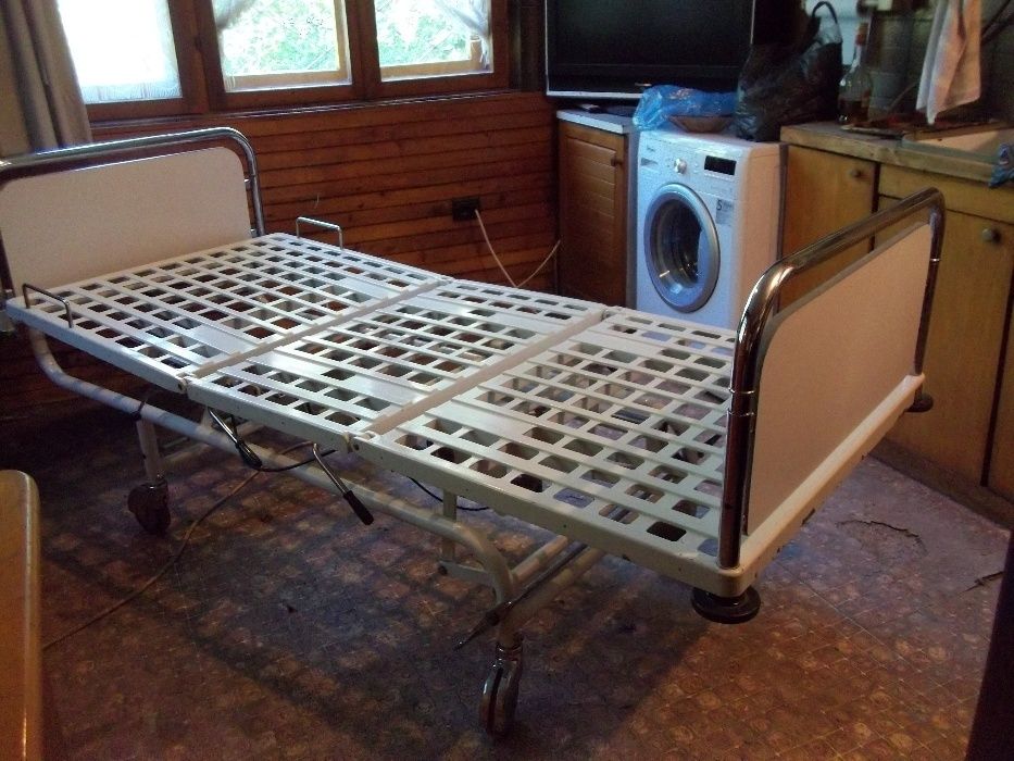 Професионално медицинско анатомично ортопедично болнично легло кушетк