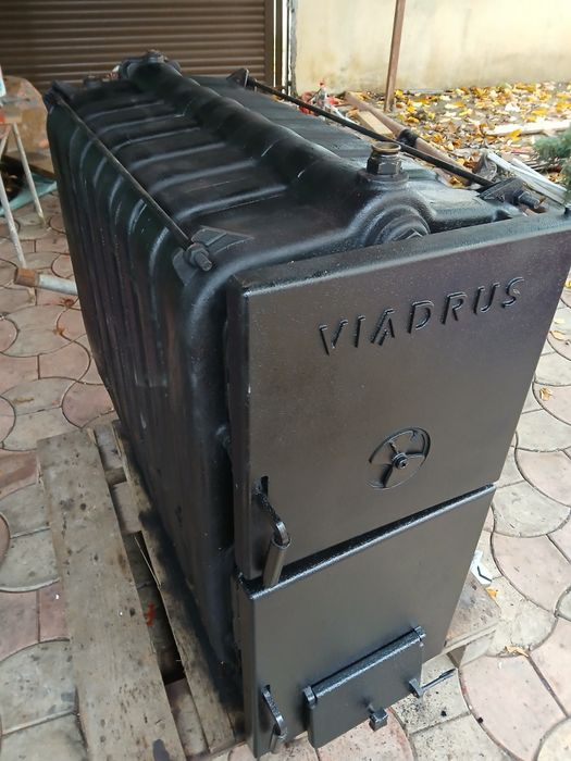 Dezmebrez Centrala termica VIADRUS 10 elemenți
