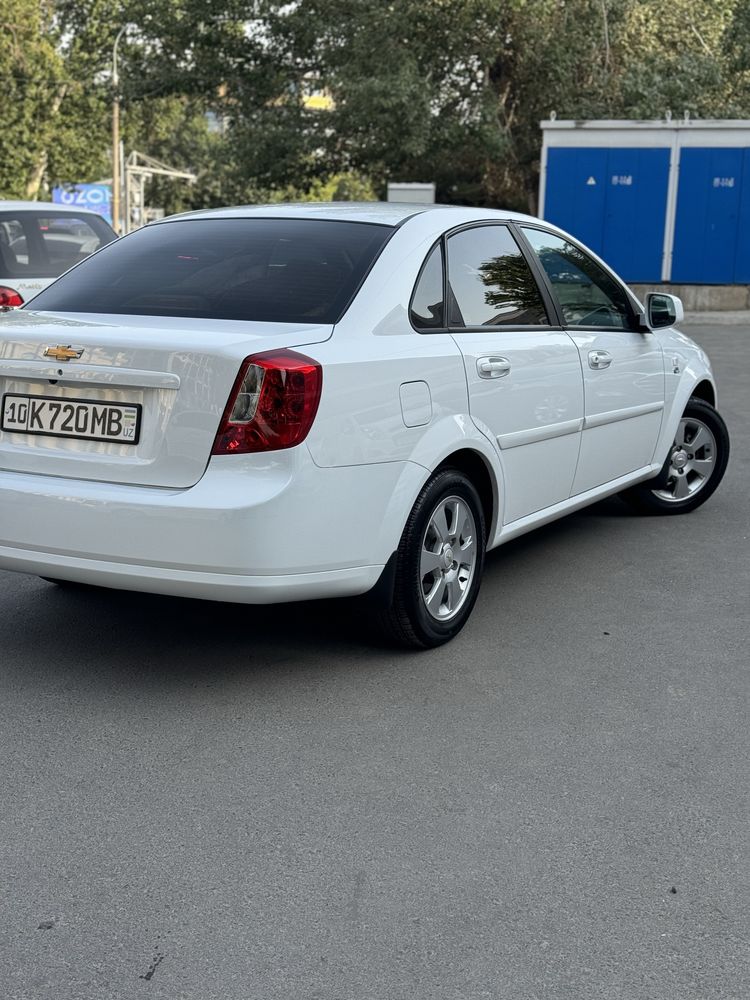 Arenda gentra 2022 avtomat  probeg 20.500