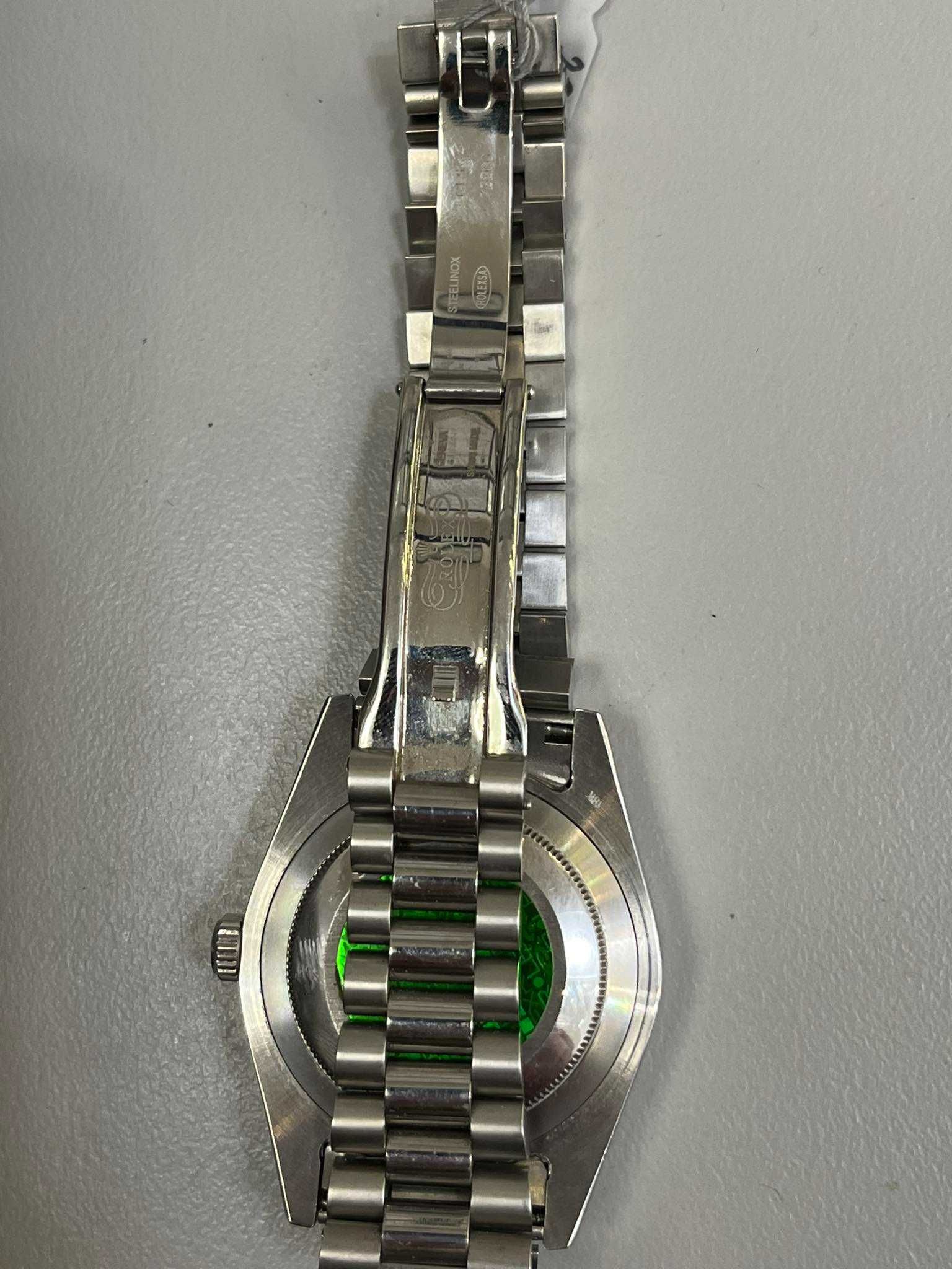 Часовник Rolex Oyster Perpetual