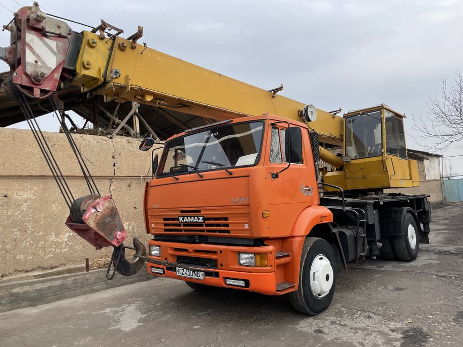 автокран Камаз сотилади 18м стрелы 16т грузоподъемность крантас