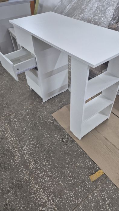 Письменный стол для учебы