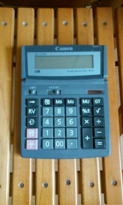 Calculator de birou Canon