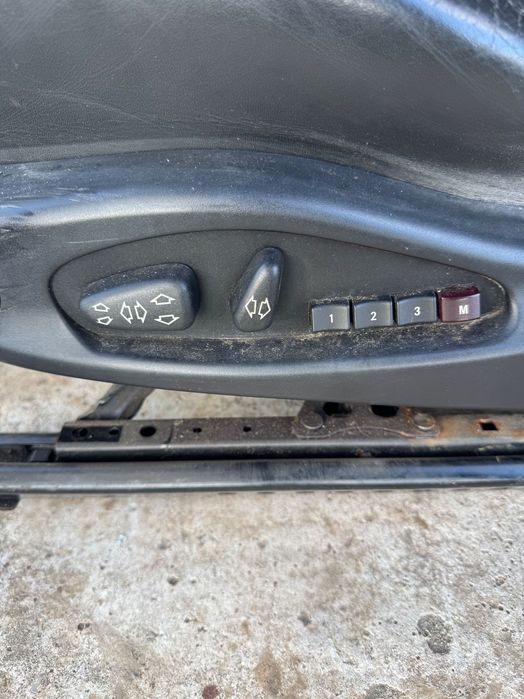 Кожен салон за бмв е46 купе