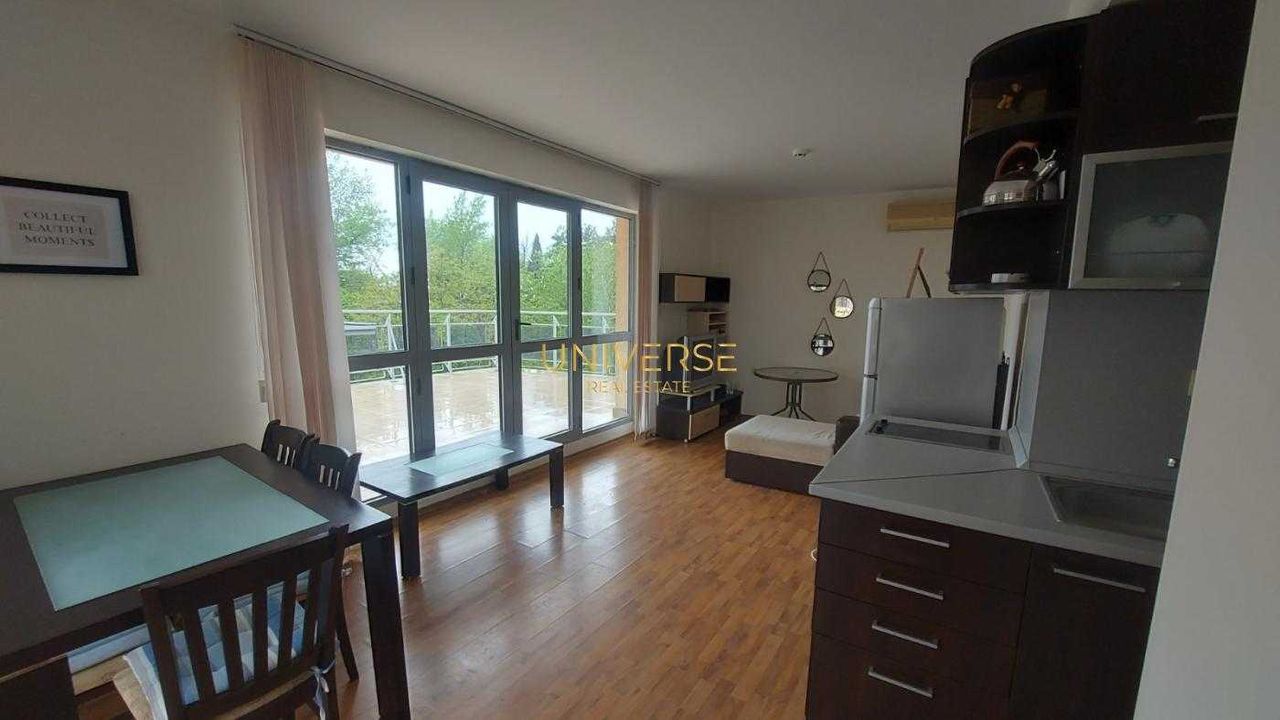 Продава се Тристаен апартамент в с. Равда, Област Бургас - 92 кв.м за 903 €/кв.м - Снимка #2