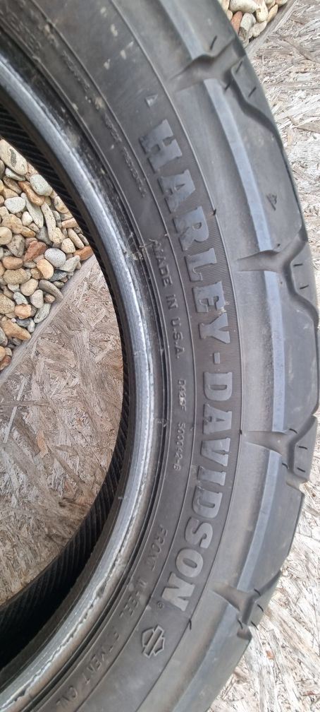 Anvelope Dunlop HARLEY-DAVIDSON 150/80 B16 71H Michelin 150/80 16 77H