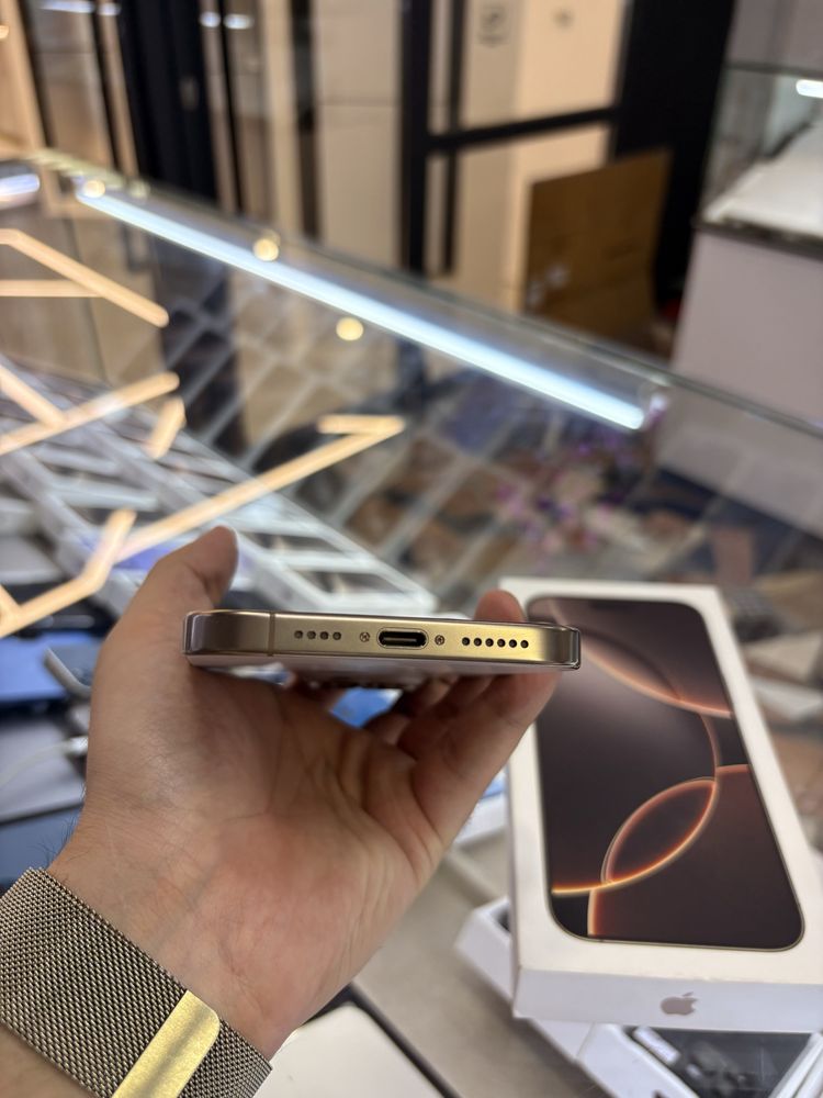 iPhone 16 Pro Max 256 gb desert