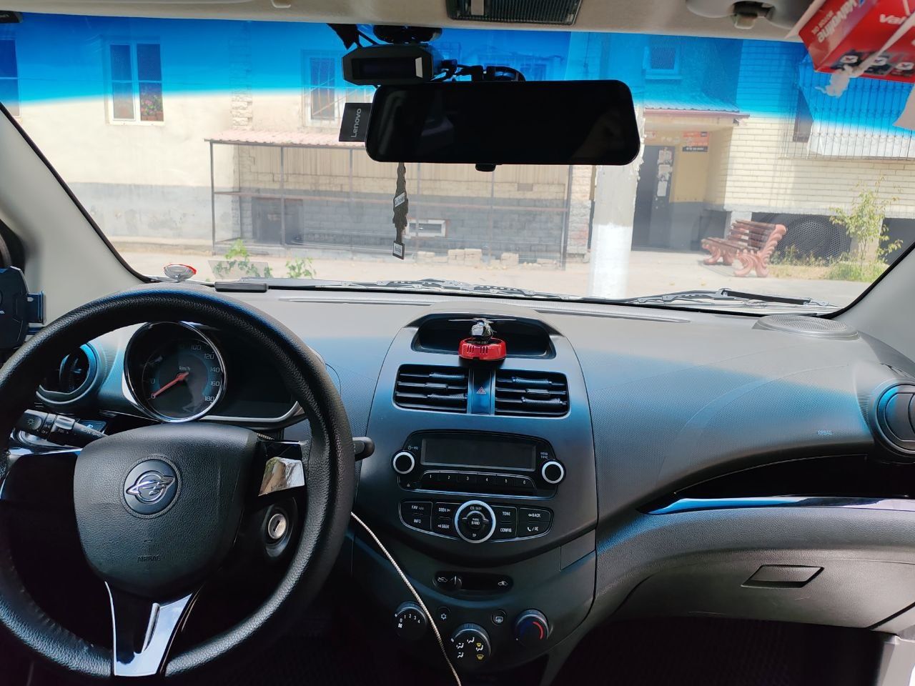 Продаётся Спарк Равон автомат