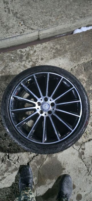 Mercedes diska shina 4ta sotiladi