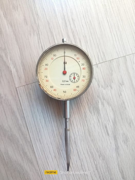 Индикаторен часовник 0,01мм