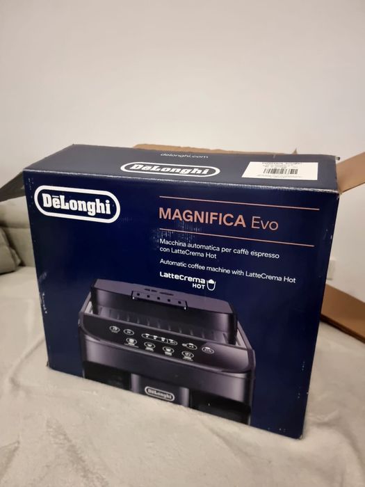 Expresor automat DELONGHI Magnifica Evo