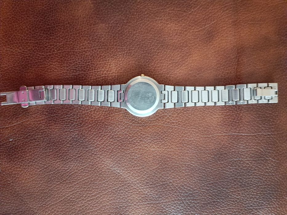 Ръчен  мъжки часовник Gucci