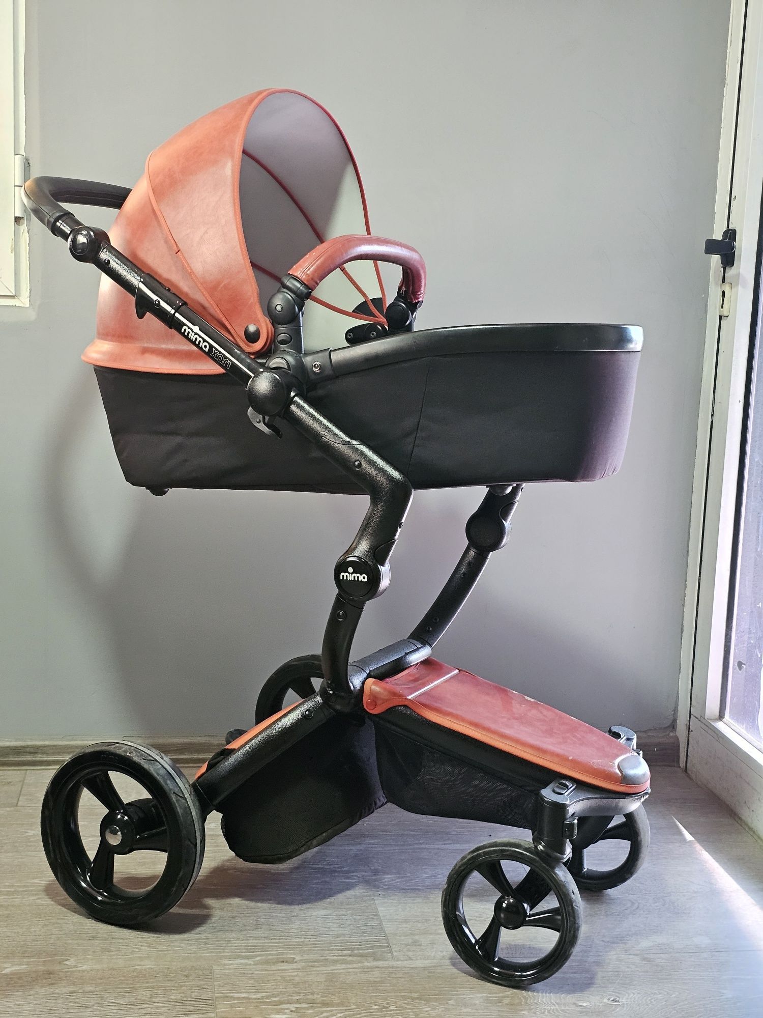 Бебешка комбинирана количка MIMA Xari Sicilian Red/Red