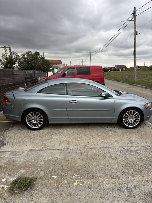 Vand volvo c70 2.5 benzina 2009