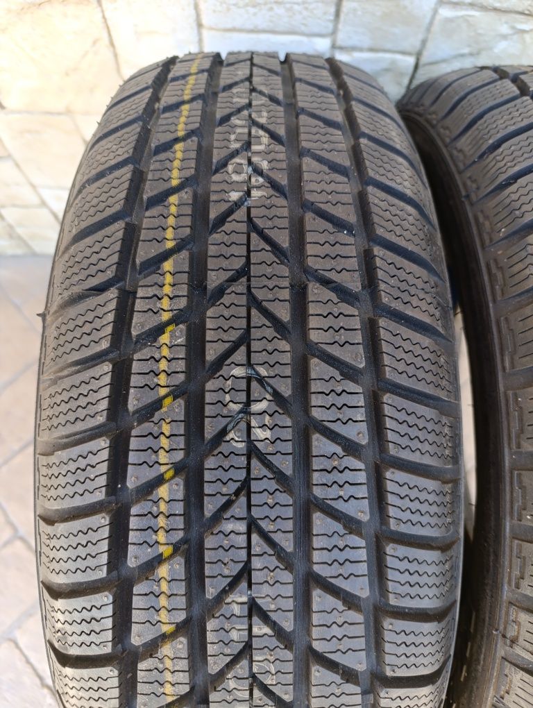 Зимни гуми Hankook 215/65/15