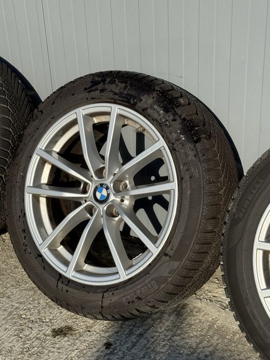 Jante aliaj BMW Seria 3 cauciucuri iarna Pirelli Cinturato 225/50/R17