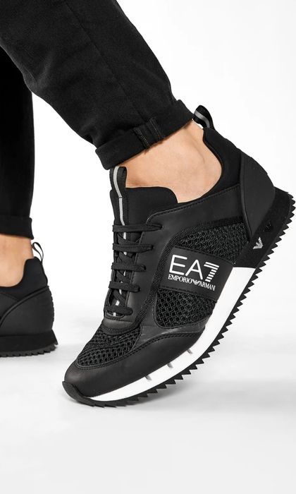 Нови маратонки Emporio Armani  Армани номер 36 стелка. 23см