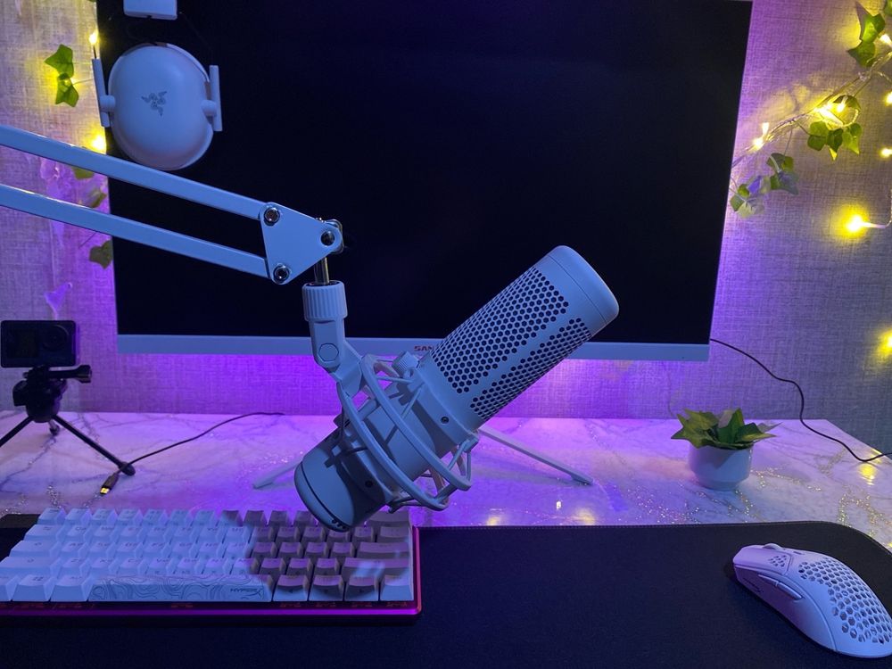 Микрофон HyperX Quadcast S