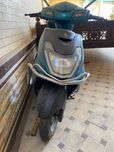 Elektro sukuter motobek