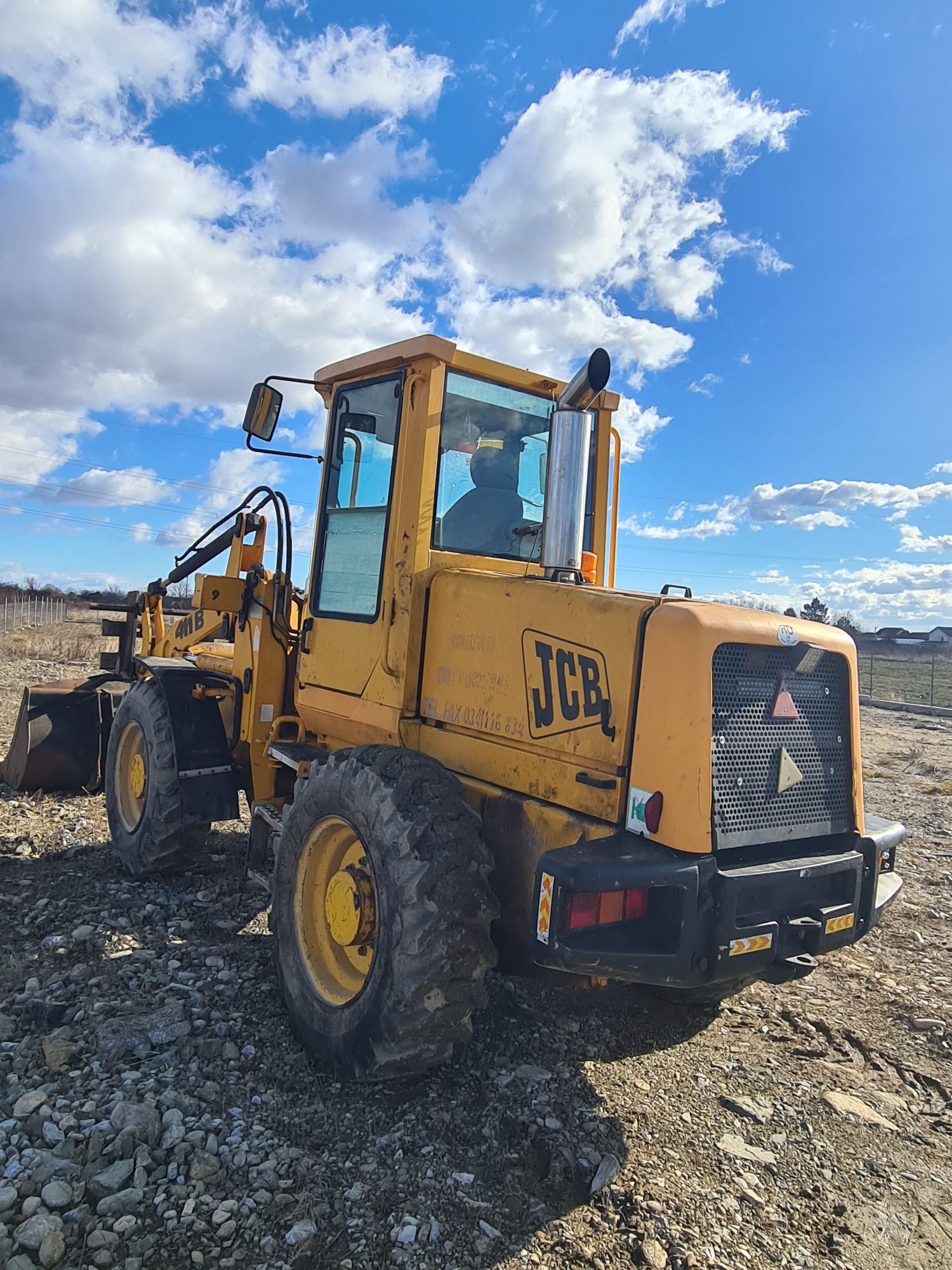 Vola jcb 411 b impecabila