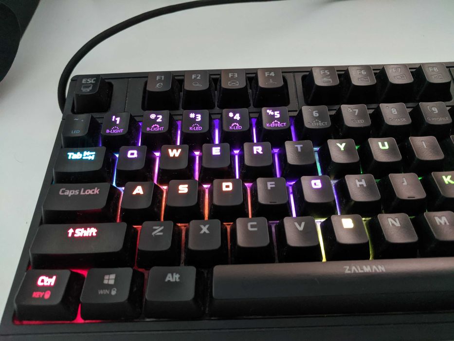 Tastatura mecanica RGB Zalman ZM-K900M