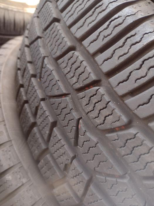 Перфектни 4бр.205/60/16 Continental TS830P dot3415