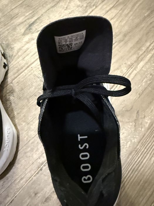 Дамски маратонки Adidas Avrin x