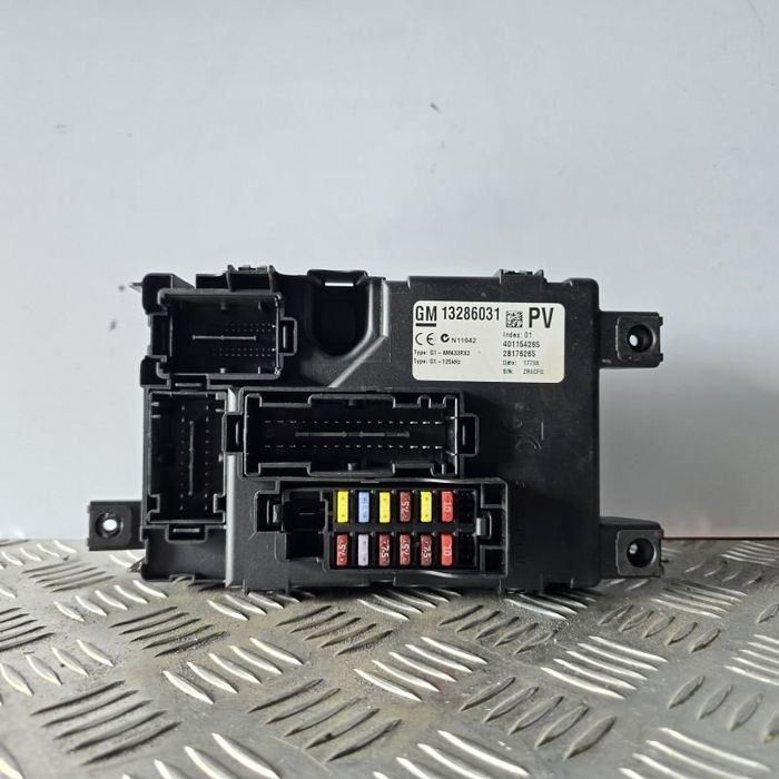 Modul confort Opel Corsa D facelift 1.3 cdti 95 cp 70 kw A13DTE