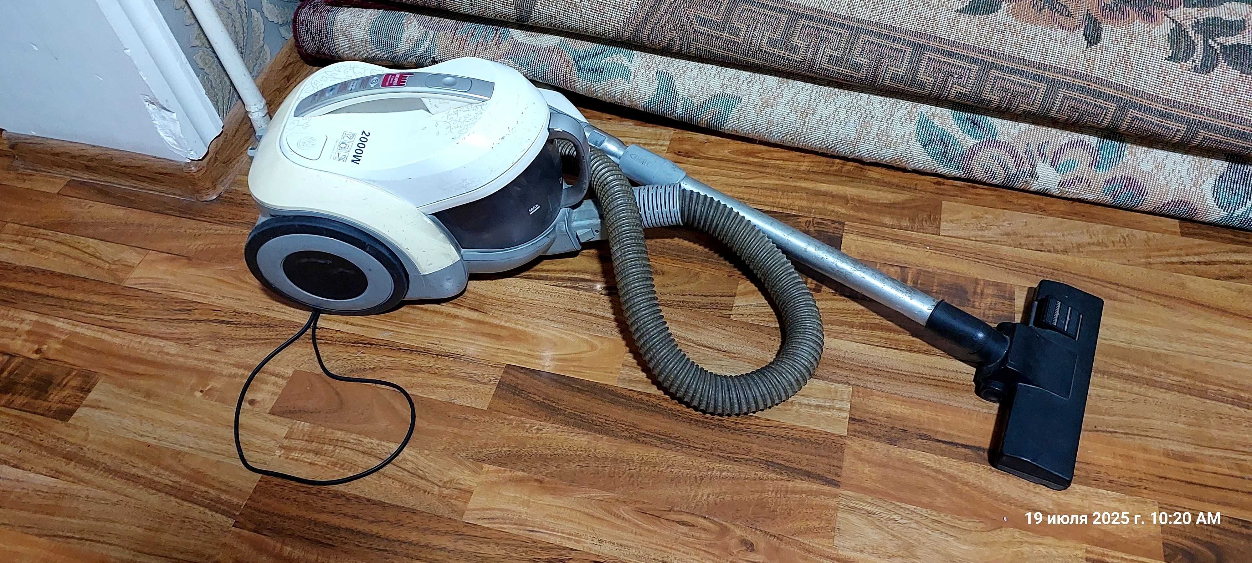Plisos LJ 2000W.