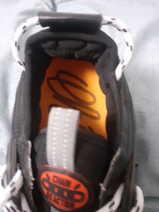 Versace chain reaction corona