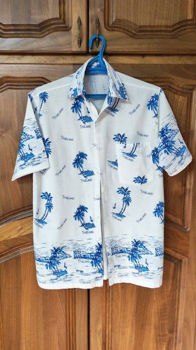Рубашка мужская в отличном состоянии. Производство Таиланд. Размер 50.