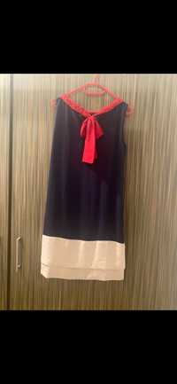 Rochie de zi bleumarin cu alb si rosu