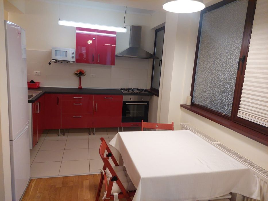 Apartament 3 camere cu curte, in zona rezidentiala, cartier Militari