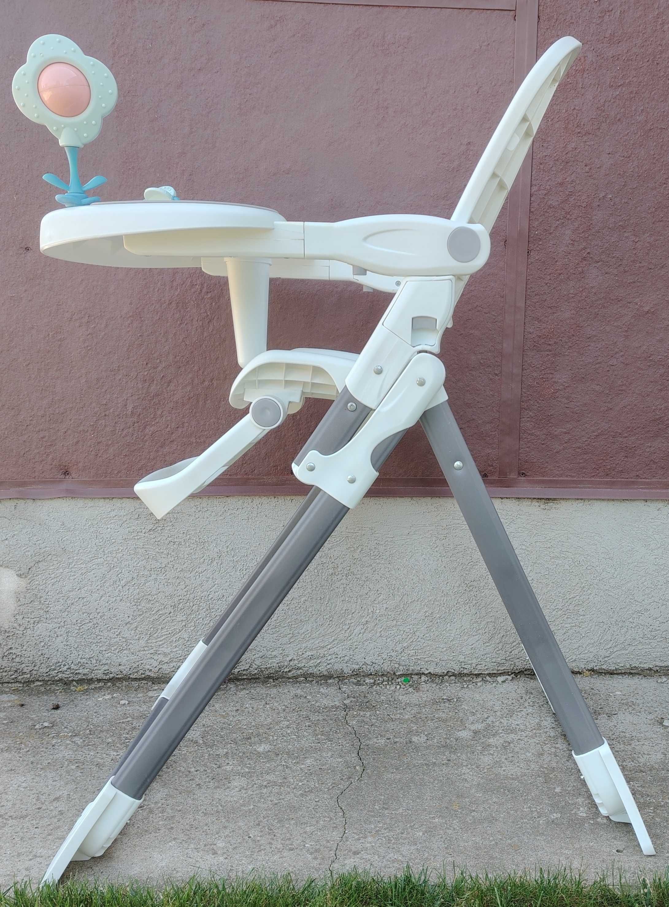 Scaun de masa copii