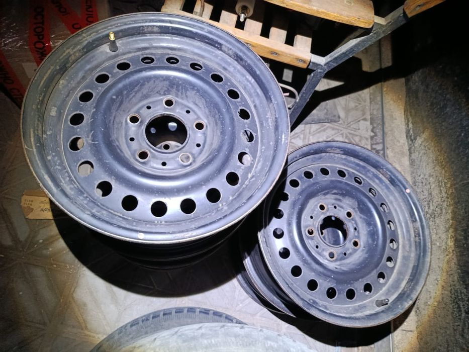 Продам диски на 15 БМВ  5шт.