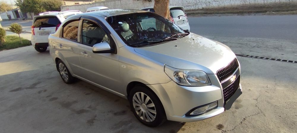 Продается Нексия 3