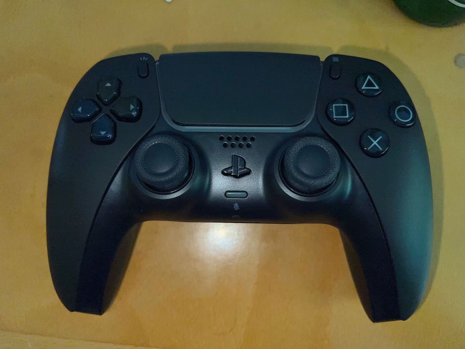 Безичен контролер DualSense PS5