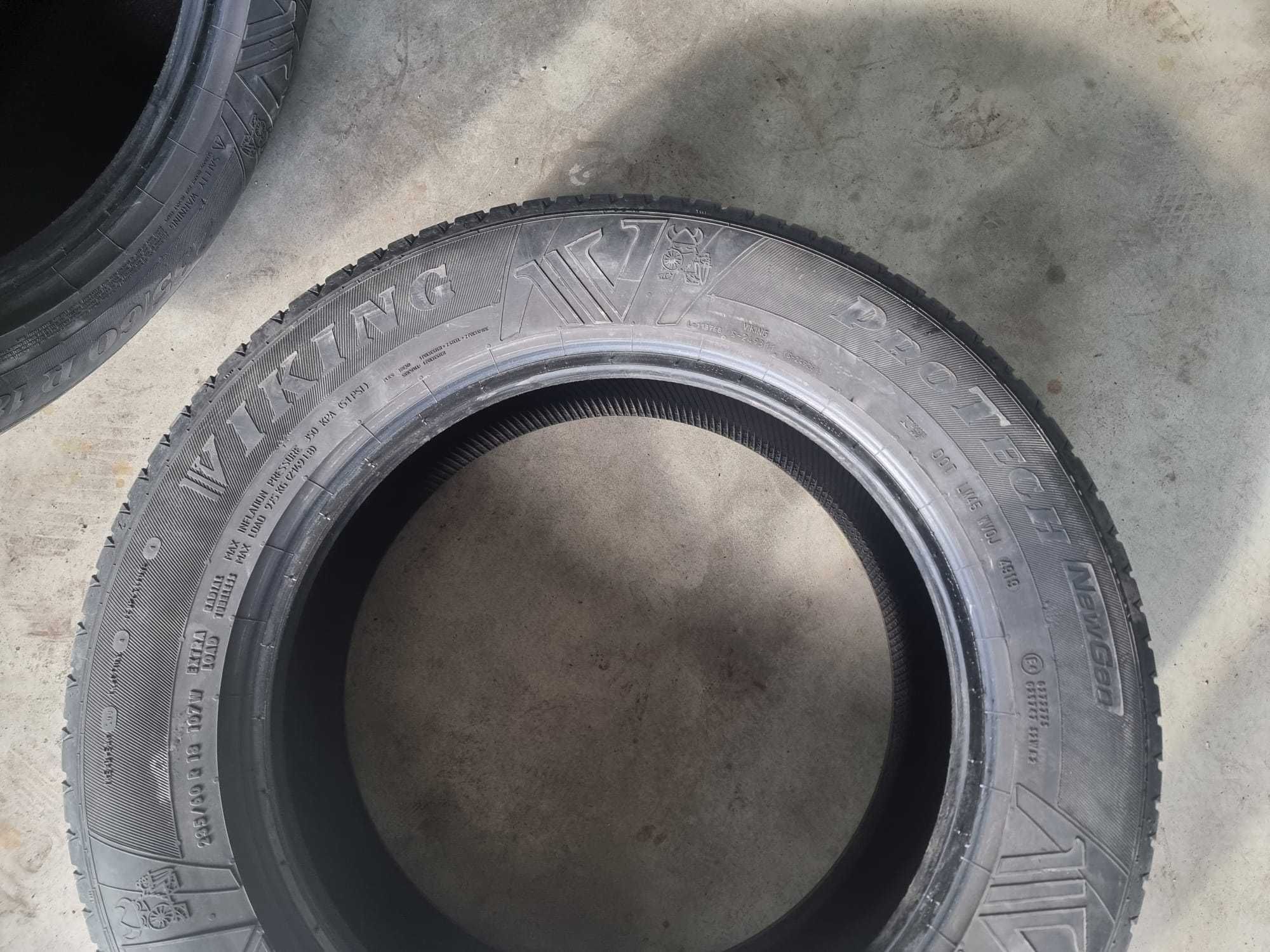 Set 4 Anvelope VARA 235.60.18 "Viking" ; stare foarte buna