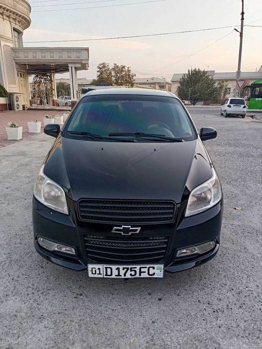 Nexia 3 qora avtamat