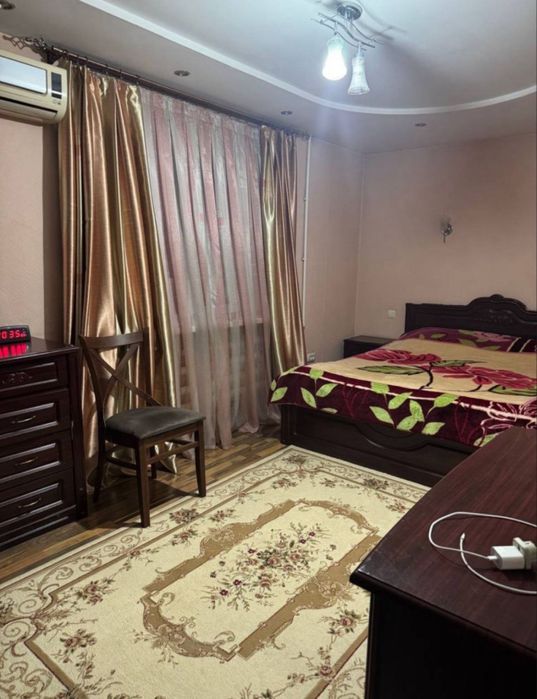 Продается квартира 3х комнатная ,ТРЦ  NEXT,Яккасарайский район,70м2