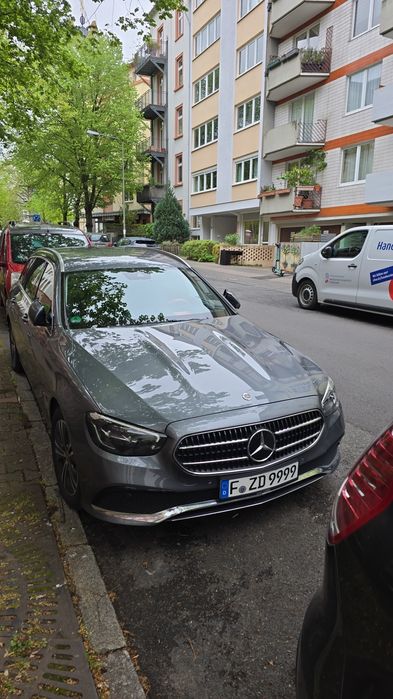 Vând URGENT Mercedes-Benz E-Klasse 200 Combi disel motor 1.6 din 2023