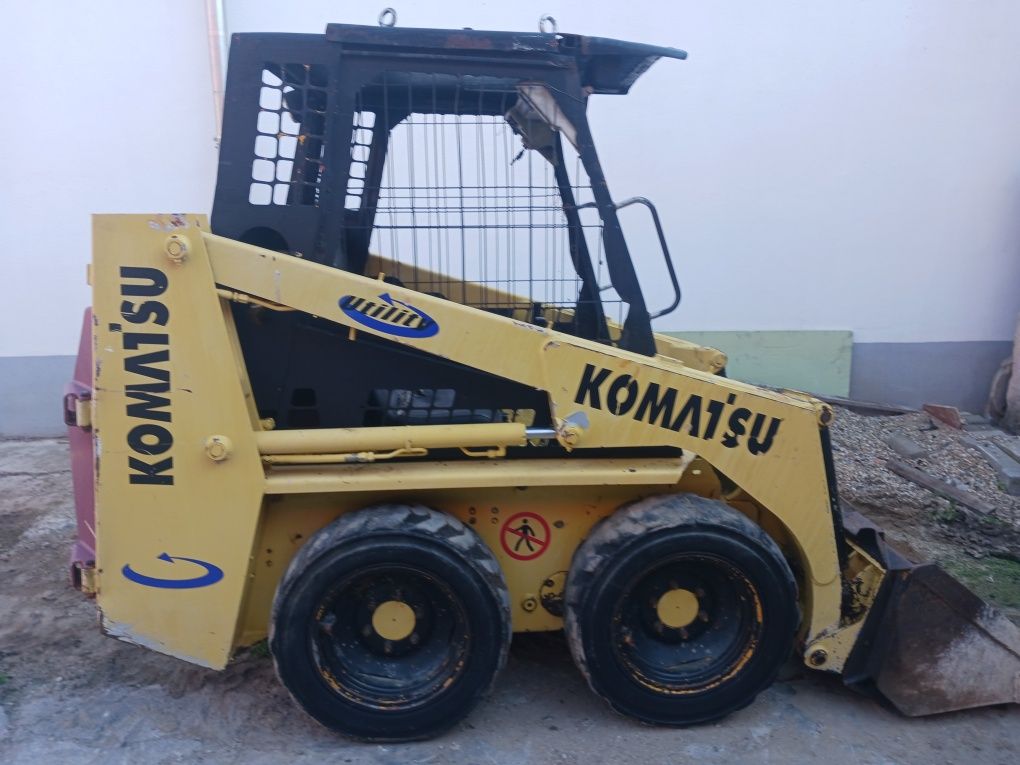 Miniincarcator Bobcat Komatsu Fai 333