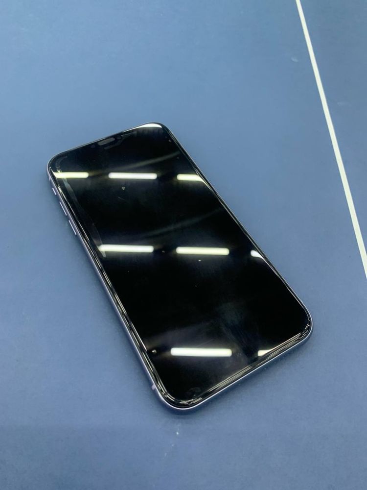 Iphone 11 64gb sotiladi