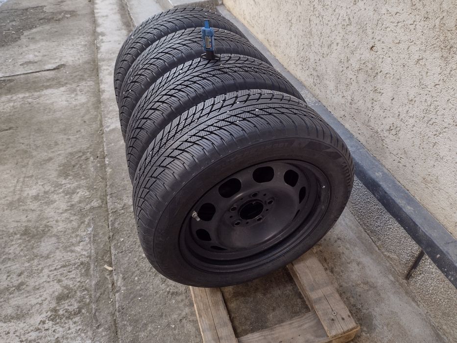 Jante BMW seria 1 F20 F21 F22 F23 cauciucuri 205 55 R16 M+S Senzori