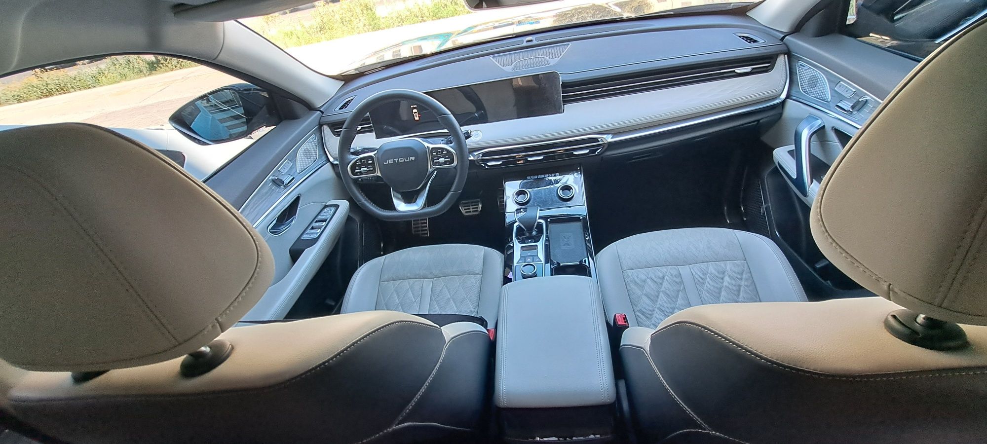 JETOUR X70 PLUS 1,6 Full позиция 2023 - 14 минг  пробег + пропан