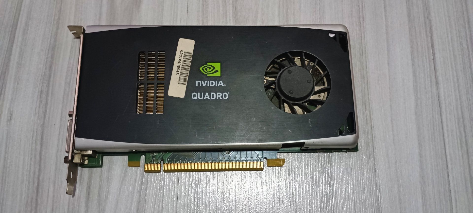 Видеокарта NVIDIA Quadro FX 1800