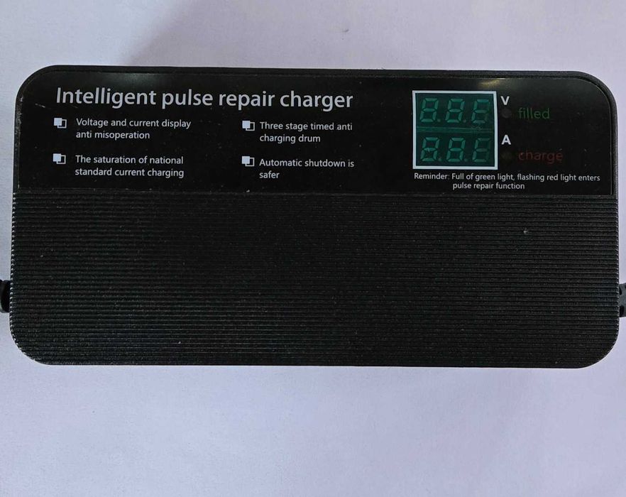 Зарядно устройство 48V за тягови акумулатори с дисплей.