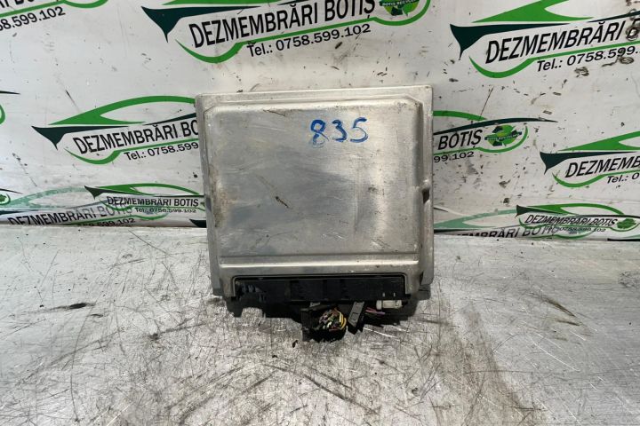 Calculator motor ECU A 111 153 24 79 Mercedes-Benz C-Class W203/S203/