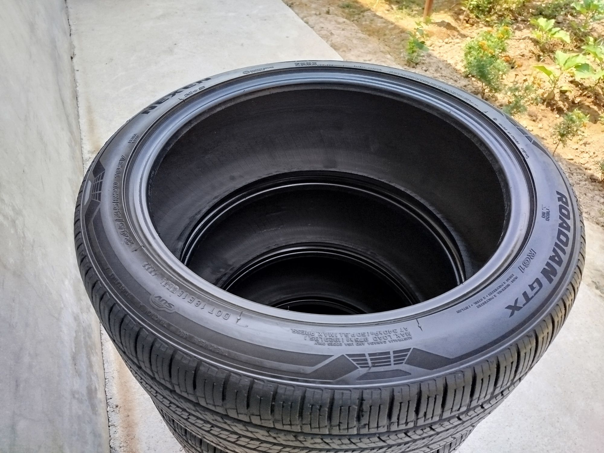 245 45 R20 Shina Nexen